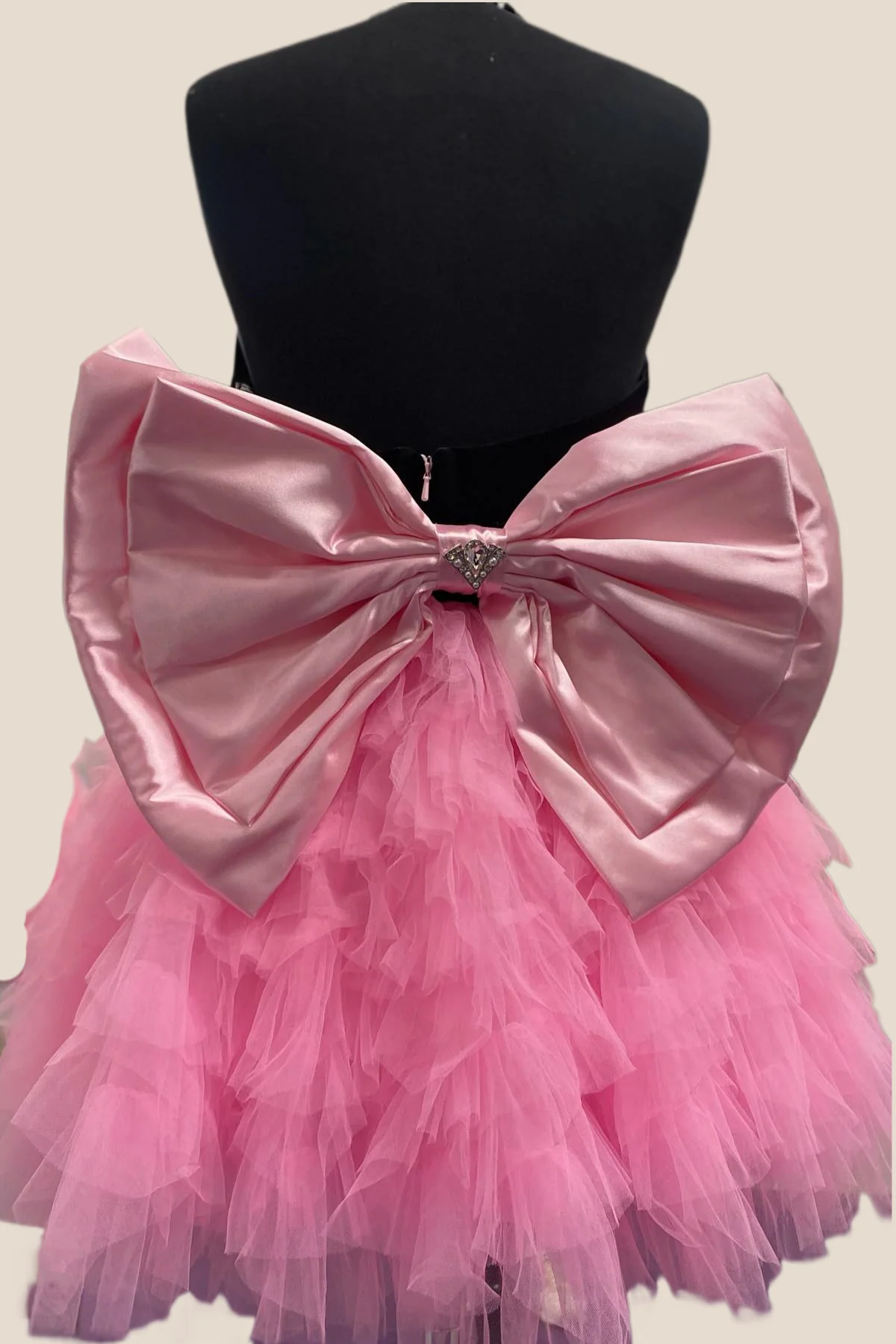Black and Pink Halter Ruffles Short Dress with Bow - Image 2