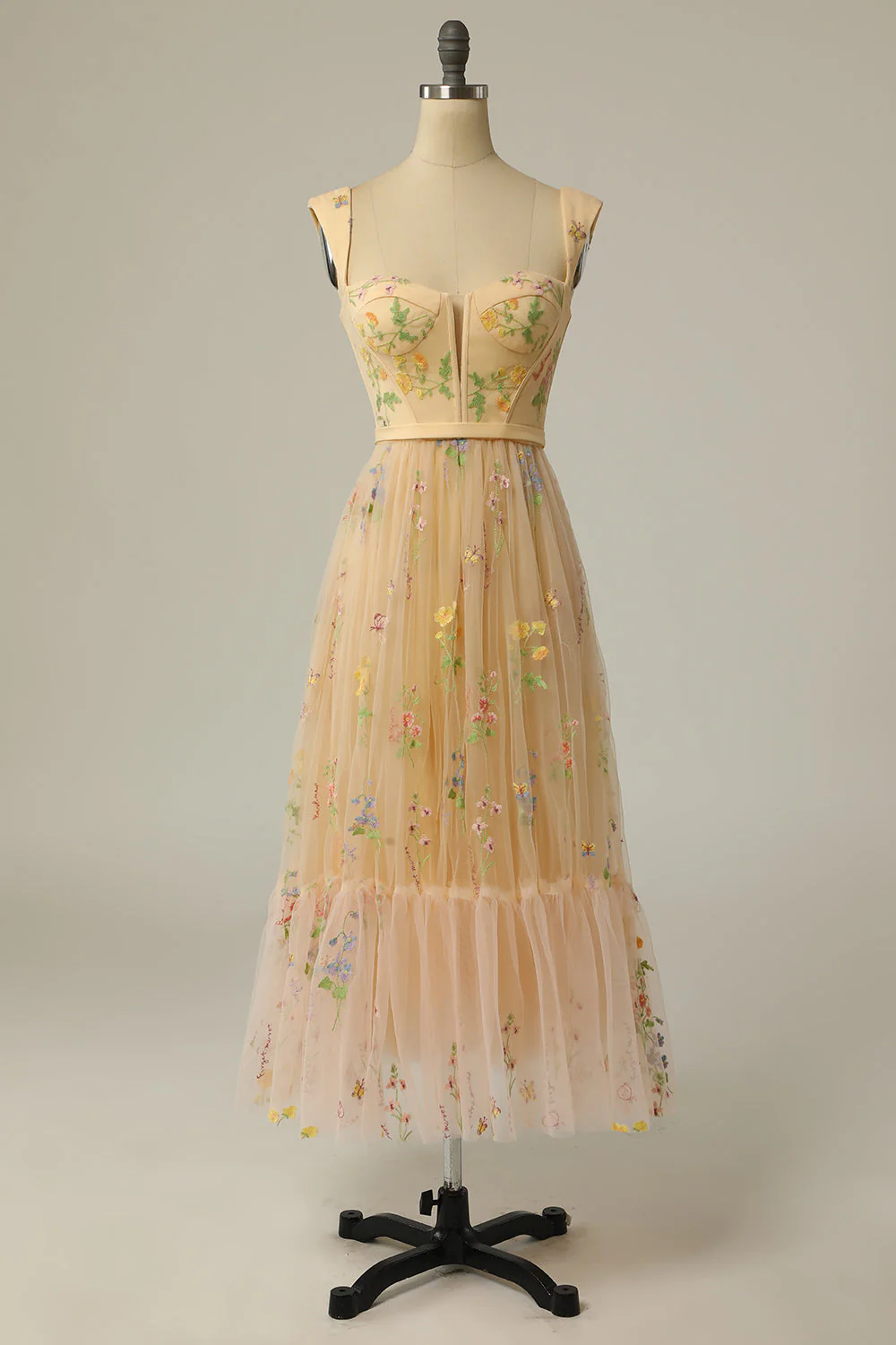 Green Embroidered A-line Midi Dress - Image 5