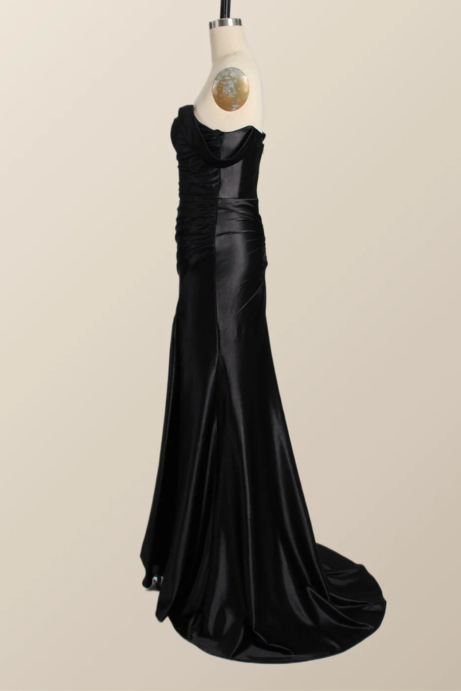 Off the Shoulder Green Satin Mermaid Formal Dress - Image 5