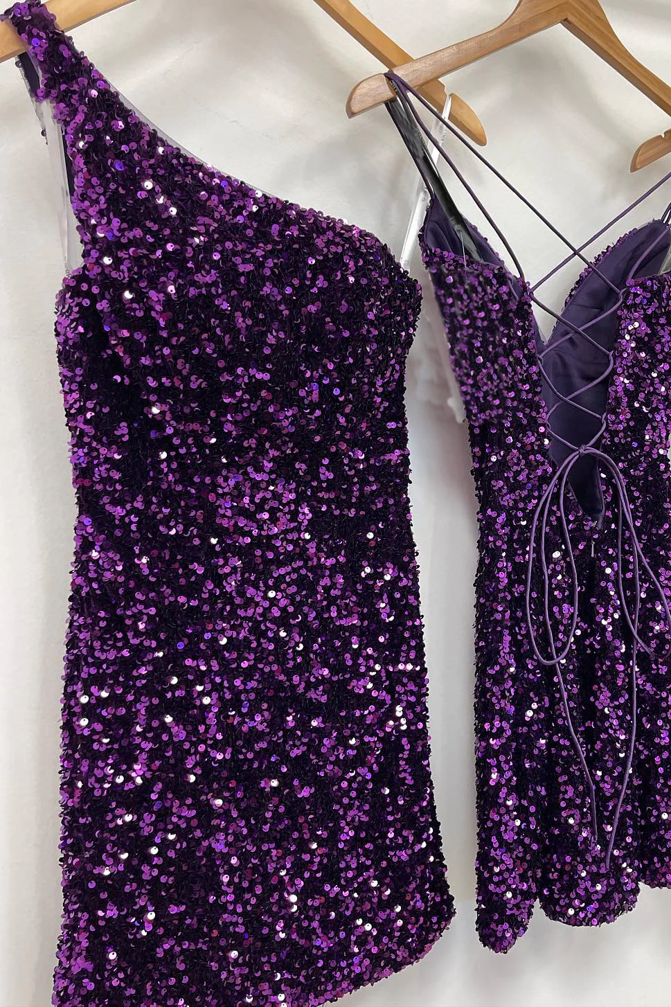One Shoulder Black Sequin Bodycon Mini Dress - Image 3