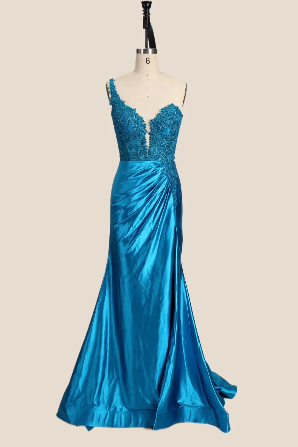 One Shoulder Red Appliques Ruched Mermaid Formal Dress - Image 9