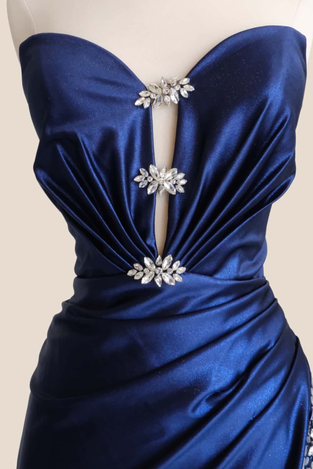 Plunge Navy Blue Ruched Slit Long Formal Dress - Image 4