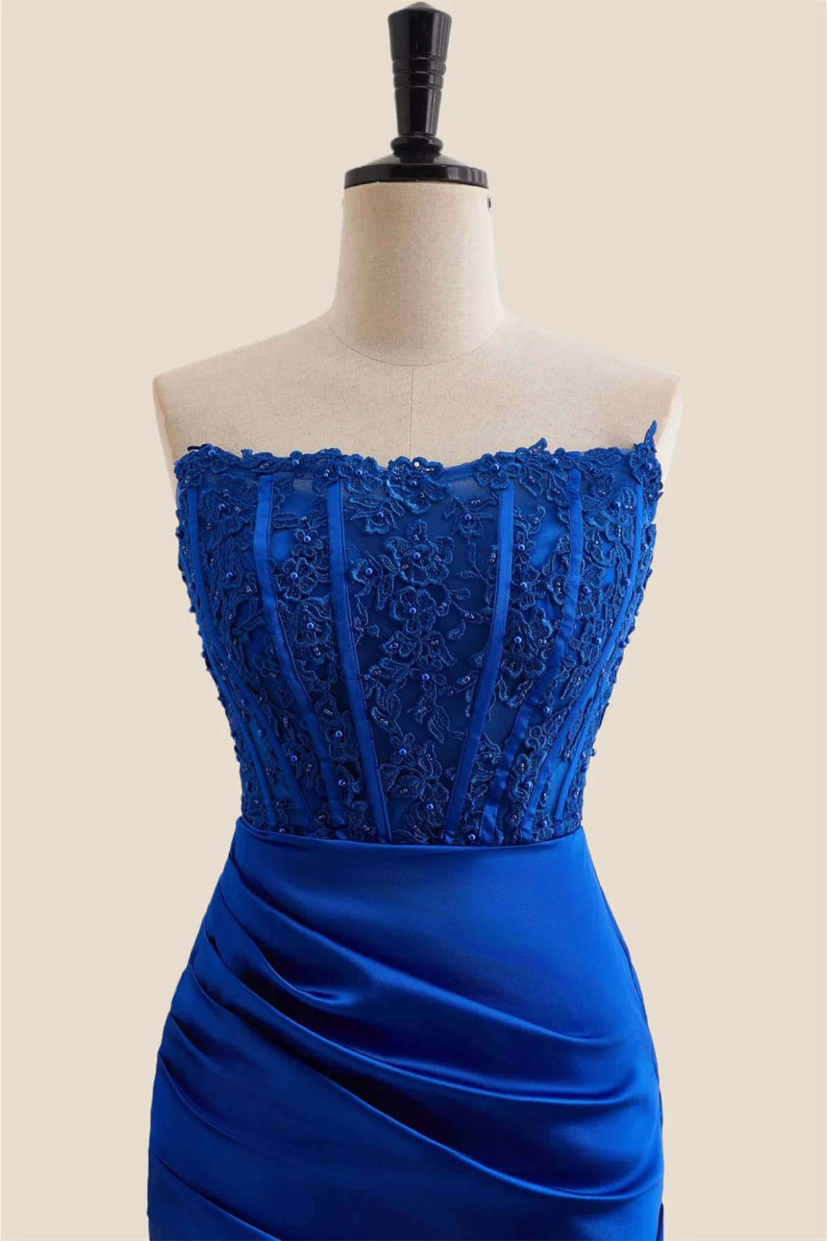 Royal Blue Appliques Ruched Bodycon Short Dress - Image 4