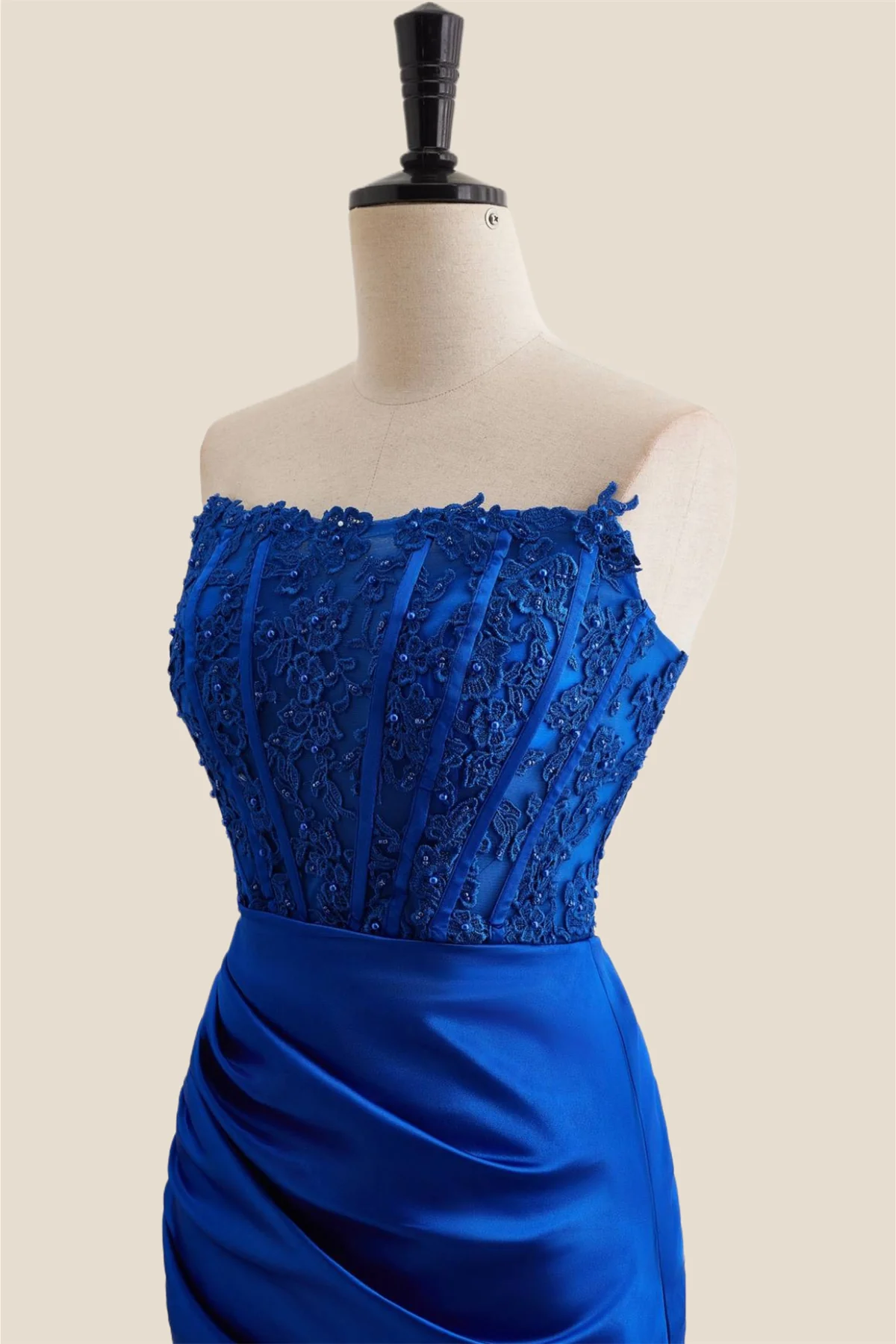 Royal Blue Appliques Ruched Bodycon Short Dress - Image 6