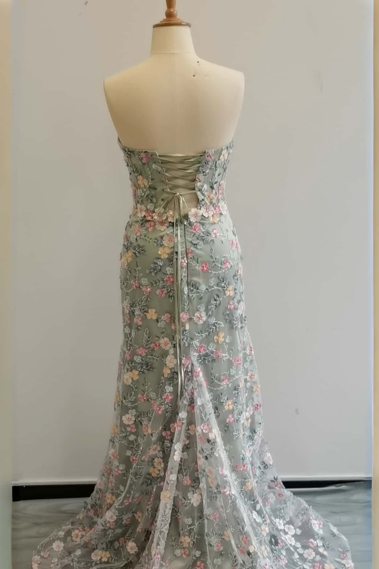 Sage Green Floral Embroidery Corset Fitted Dress - Image 3
