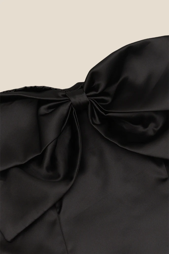 Strapless Black Satin A-line Short Dress with Bow - Image 4
