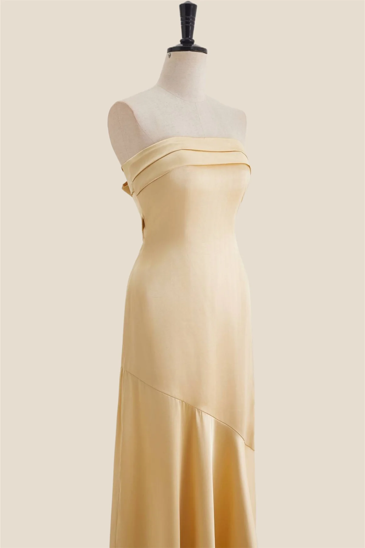 Strapless Golden Sheath Long Dress with Back Bow - Image 6