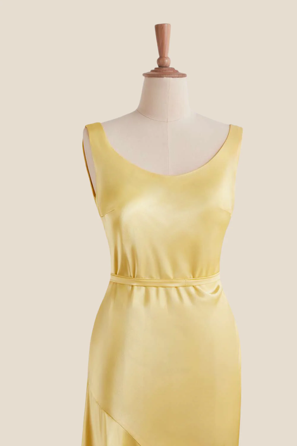 Straps Yellow Open Back Long Dress with Belt - Image 4