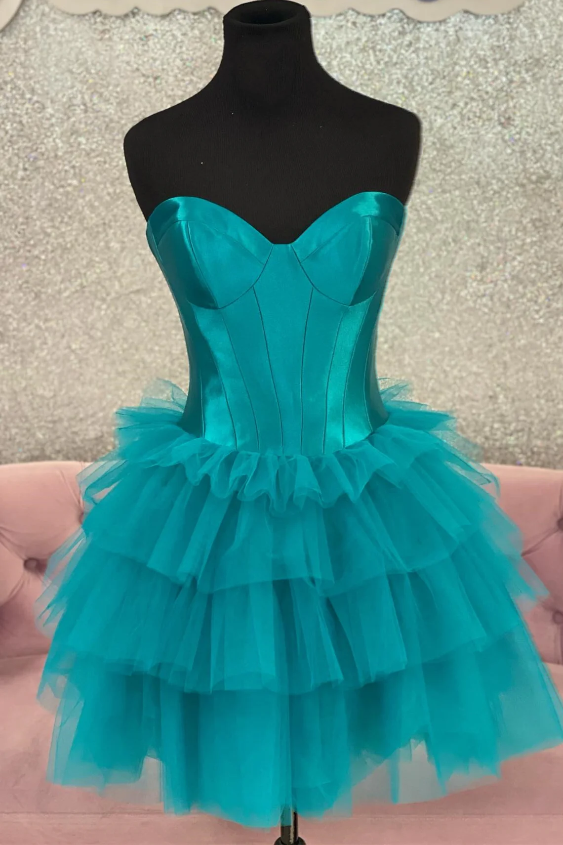 Sweetheart Black Tiered A-line Short Dress - Image 10